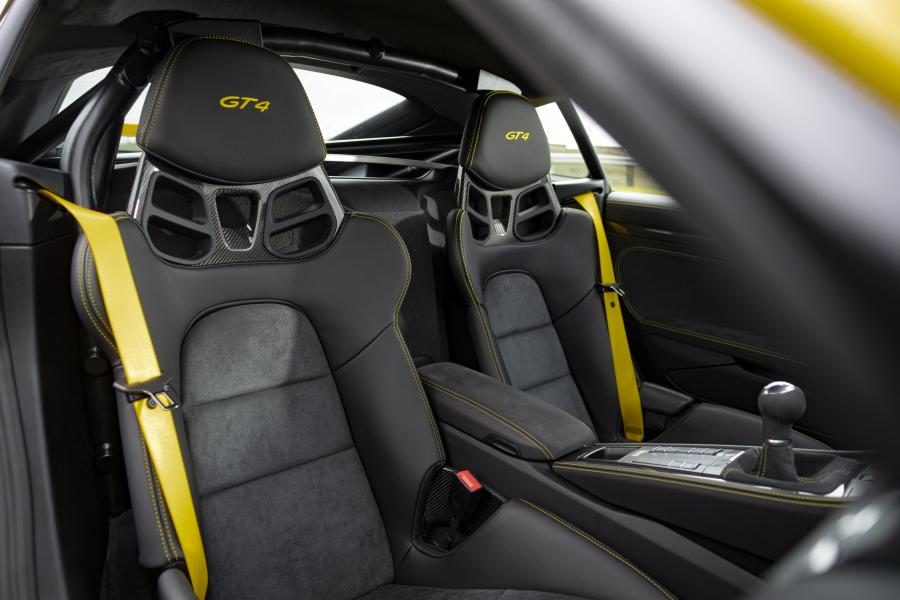 Интерьер Porsche 718 Cayman GT4 (982C) 2019 года  (WW) (фото 54 из 190)